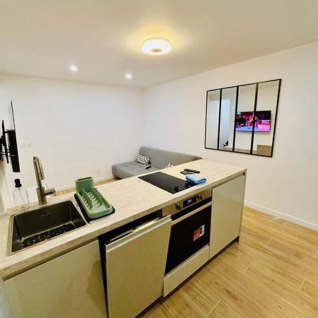 Joli Appartement Renove Incluant Parking A 10 Min De Paris น็องแตร์ ภายนอก รูปภาพ